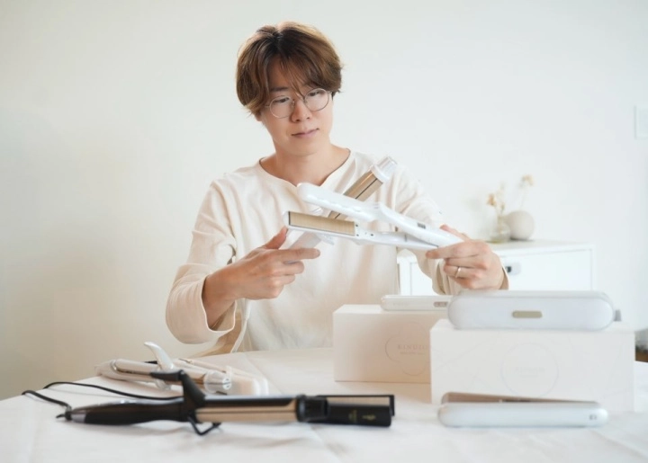 KINUJOヘアアイロンはどれがいい？おすすめのシルクプレートモデルを美容師が教えます
