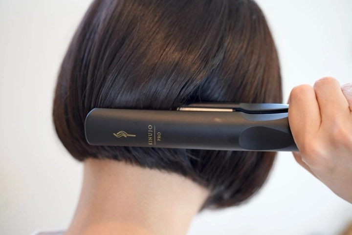 ボブやショートヘアにおすすめのストレートアイロン5選！美容師が選び方を教えます