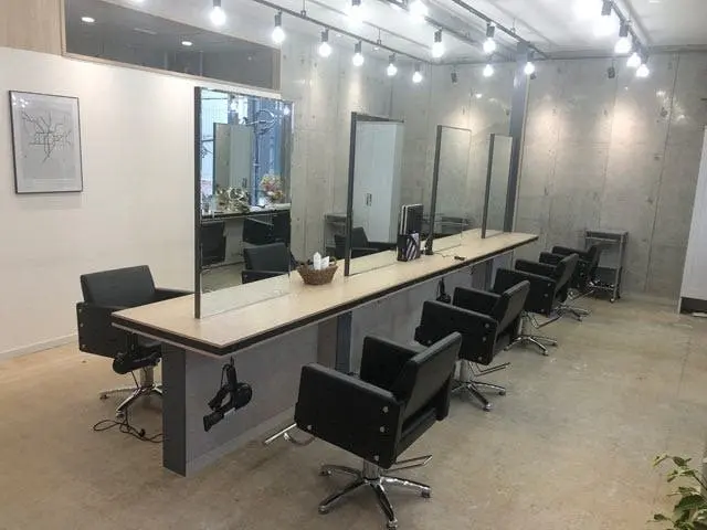 agir hair 赤羽駅南口店