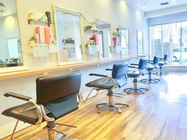 TRIBECA Hair&Spa 柏店