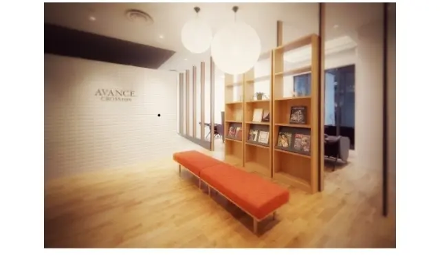 AVANCE. CROSS tuin梅田茶屋町