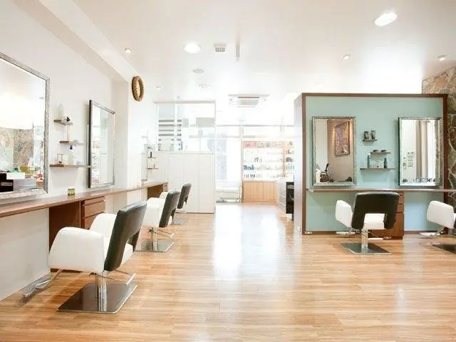 K-CUBE／AVEDA