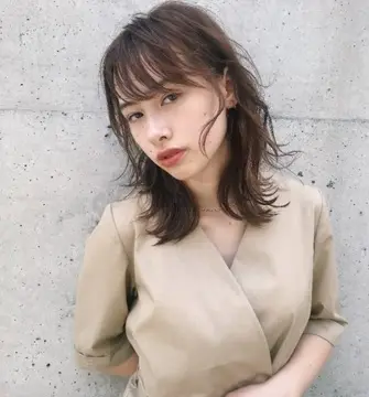 くびれた髪型が、色っぽい！旬なくびれヘアで、おしゃれな色っぽレディに♡