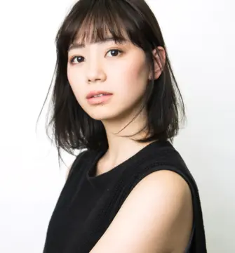 【2018年秋冬】人気女優参考！注目ミディアムヘアスタイル特集♡