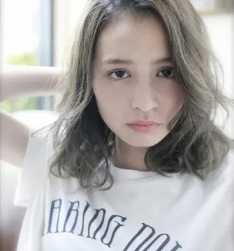 誰でも外国人風の髪色に♡透明感ヘアカラーでオシャレ上級者！