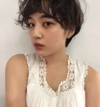 【ショート×巻き】ショートヘアがもっと可愛くなる♡巻き髪アレンジ13選