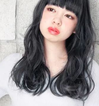 黒髪セミロングの楽しみ方♡ナチュラルヘアでモテ度上昇